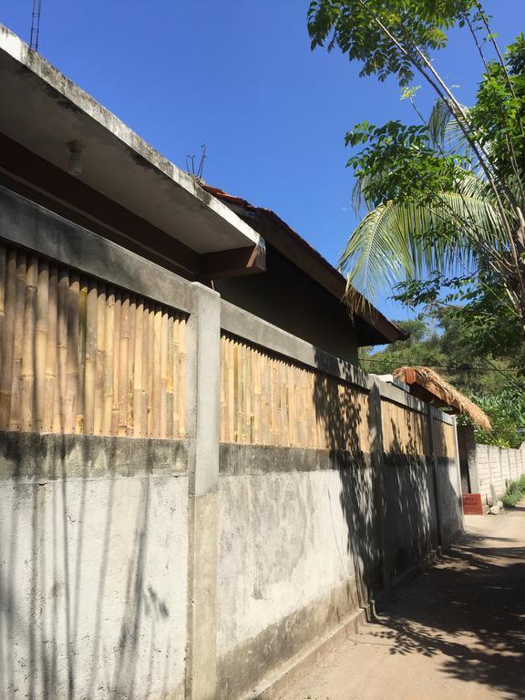 Asoka Homestay Senggigi Esterno foto